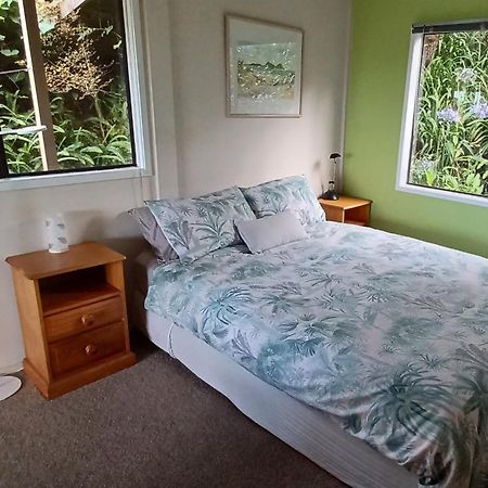 Mt Manaia View Holiday Studio Whangarei Heads Ngoại thất bức ảnh